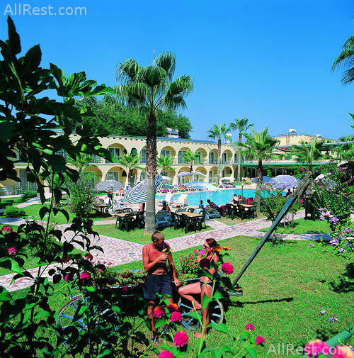 Golden Sun Hotel 3